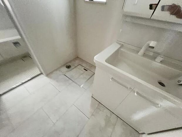 お天気を気にせずお洗濯ができ、室内干し可能です。