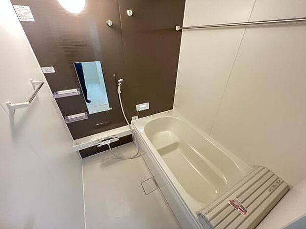 お風呂でほっとひといき。1日の疲れを癒しましょう。