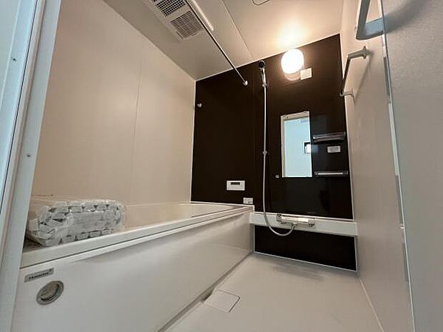 お風呂でほっとひといき。1日の疲れを癒しましょう。