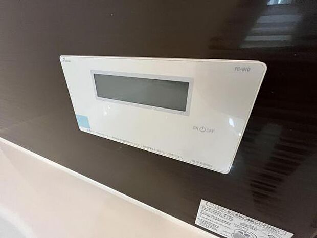 給湯のコントロールパネルです。