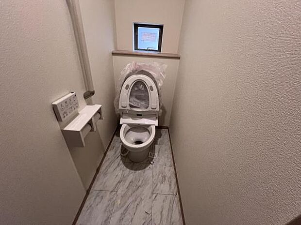ほっと安らげるトイレ空間です。
