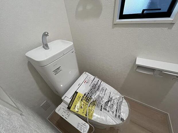 ほっと安らげるトイレ空間です。