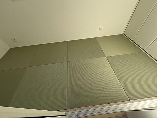 和室スペースです畳のお部屋は寛げる空間ですね一部屋あるとうれしい和室。客間、晩酌、家族団らんなど色々