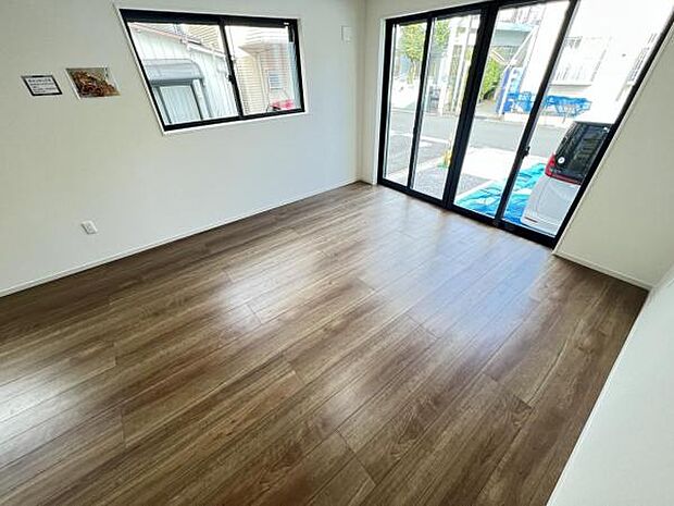 家族団らんの場所としてゆったりと居心地の良いリビングです。