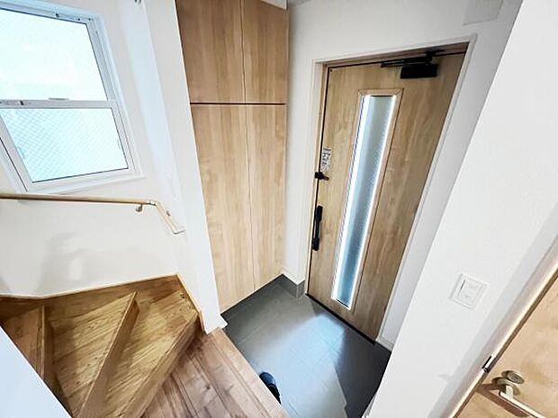 いつも気持ちよくご家族を迎えられる玄関です。