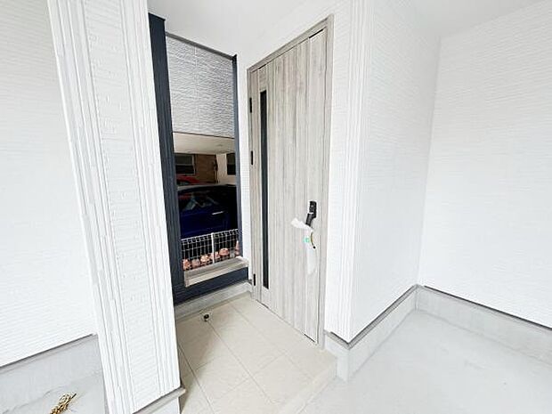 いつも気持ちよくご家族を迎えられる玄関です。