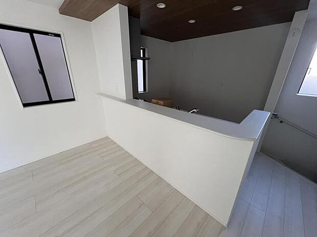 ご家族の温かい時間を演出するダイニングスペースです。