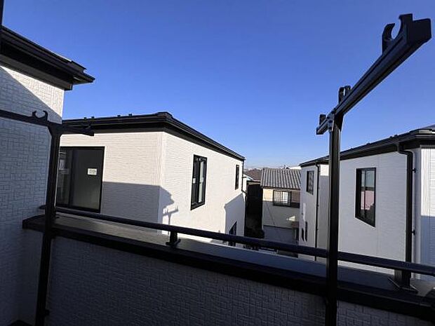 お洗濯ものを気持ち良く太陽の光で干せるのが嬉しいですね。