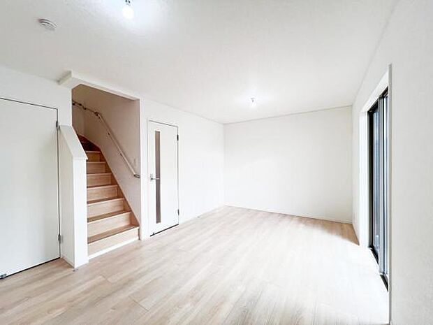 リビングダイニングになります。ご家族そろっての素敵な空間になりそうですね。