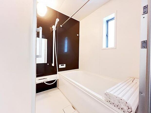 お風呂でほっとひといき。1日の疲れを癒しましょう。