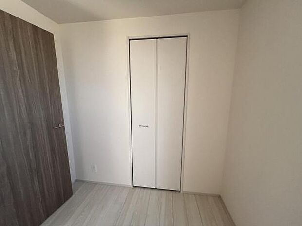 いつでもお部屋をスッキリお使い頂ける収納スペースを設置中の物を確認しやすく取り出しやすい収納スペース