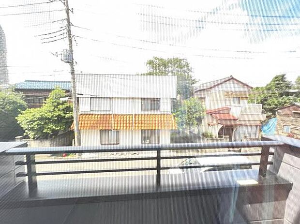 お洗濯ものを気持ち良く太陽の光で干せるのが嬉しいですね。