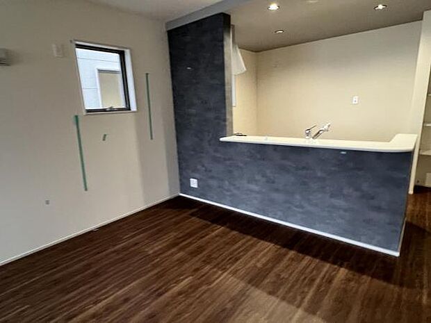 家族団らんの場所としてゆったりと居心地の良いリビングです明るい日差しが入る風通しの良いリビングですご