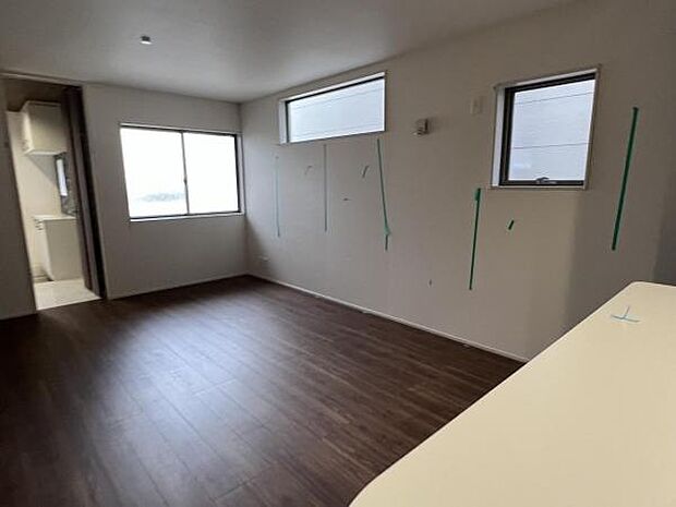 リビングダイニングになりますご家族そろっての素敵な空間になりそうですね暖かな日差しが差し込むリビング