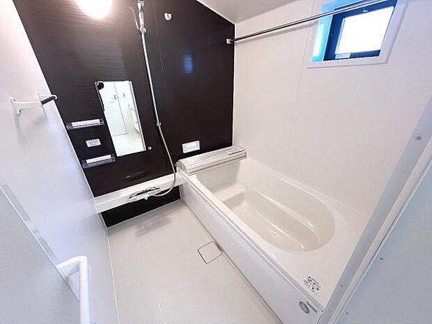 お風呂でほっとひといき。1日の疲れを癒しましょう。