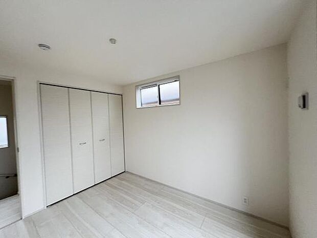 いつでもお部屋をスッキリお使い頂ける収納スペースを設置中の物を確認しやすく取り出しやすい収納スペース