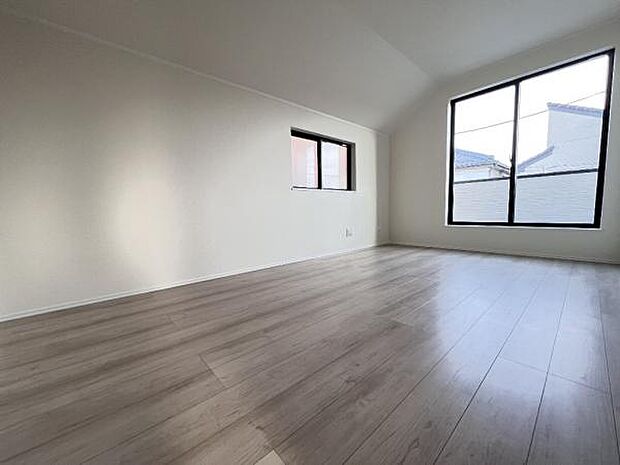 子供部屋にもちょうど良い大きさのお部屋です。