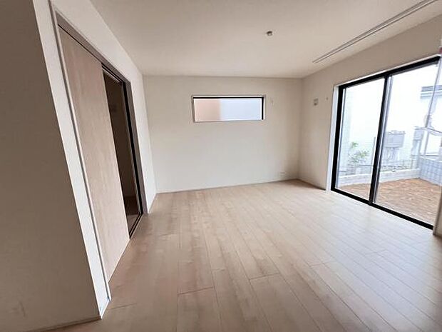 ご家族の温かい時間を演出するダイニングスペースです落ち着きのある雰囲気のダイニングスペースですキ