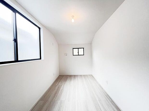 子供部屋にもちょうど良い大きさのお部屋です。