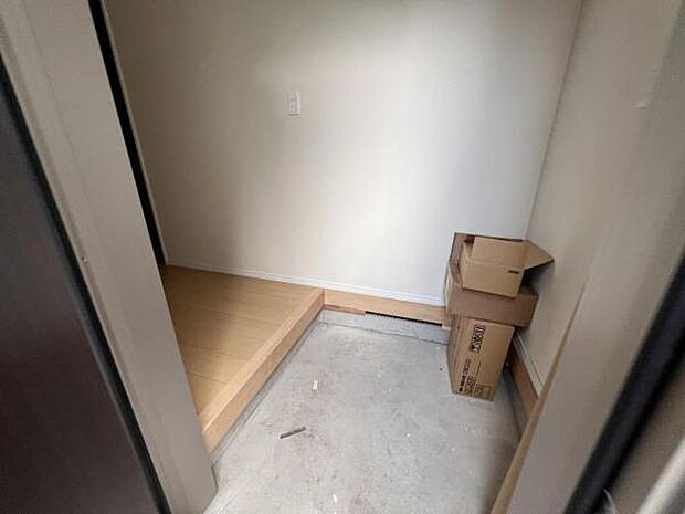 いつも気持ちよくご家族を迎えられる玄関です。綺麗で明るい玄関でお客様をお迎えいただけます。