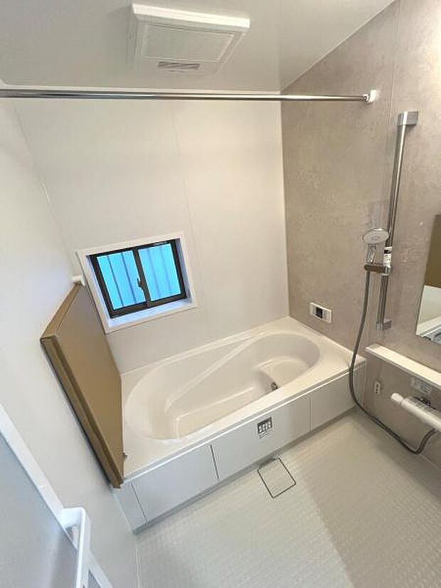 お風呂でほっとひといき。1日の疲れを癒しましょう。