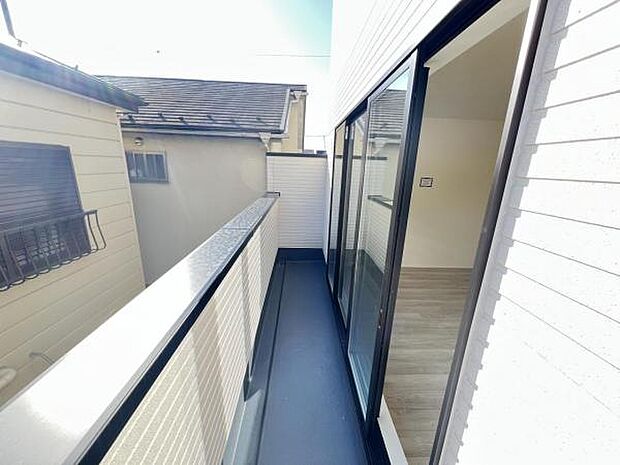 お洗濯ものを気持ち良く太陽の光で干せるのが嬉しいですね。