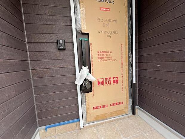 いつも気持ちよくご家族を迎えられる玄関です。綺麗で明るい玄関でお客様をお迎えいただけます。