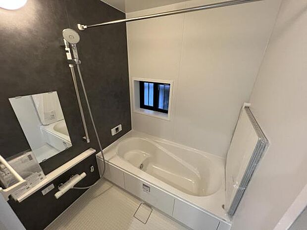 お風呂でほっとひといき。1日の疲れを癒しましょう。