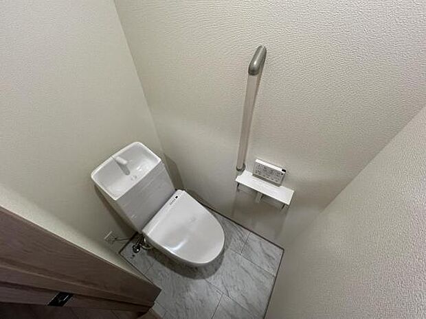 ほっと安らげるトイレ空間です。