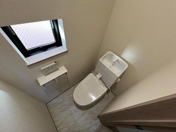 ほっと安らげるトイレ空間です。