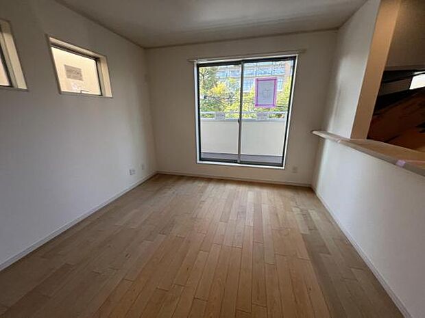 リビングダイニングになりますご家族そろっての素敵な空間になりそうですね暖かな日差しが差し込むリビング