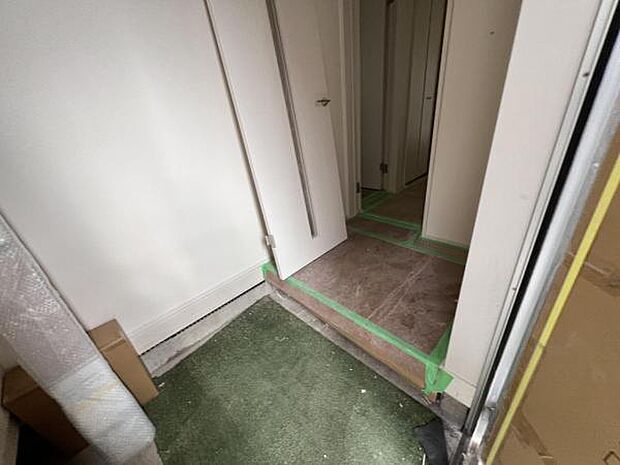 いつも気持ちよくご家族を迎えられる玄関です。綺麗で明るい玄関でお客様をお迎えいただけます。