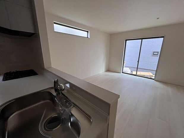 リビングダイニングになりますご家族そろっての素敵な空間になりそうですね暖かな日差しが差し込むリビング