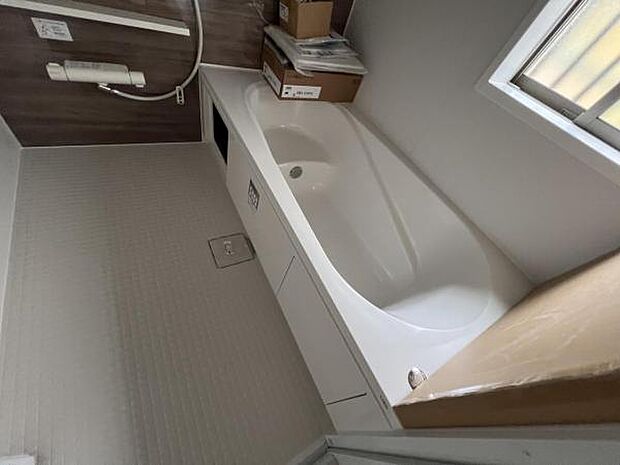 お風呂でほっとひといき1日の疲れを癒しましょうスタイリッシュな浴室で1日の疲れをゆったり癒されるのも