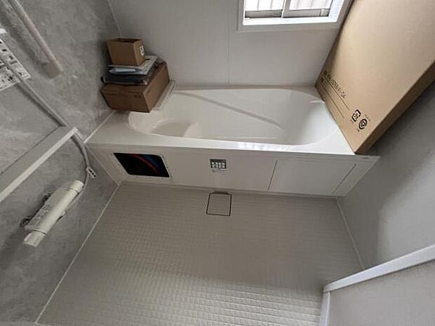 お風呂でほっとひといき1日の疲れを癒しましょうスタイリッシュな浴室で1日の疲れをゆったり癒されるのも