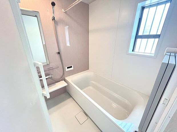 お風呂でほっとひといき。1日の疲れを癒しましょう。