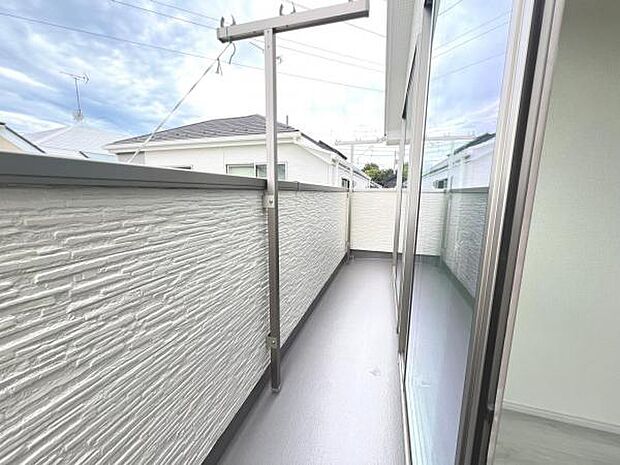 お洗濯ものを気持ち良く太陽の光で干せるのが嬉しいですね。