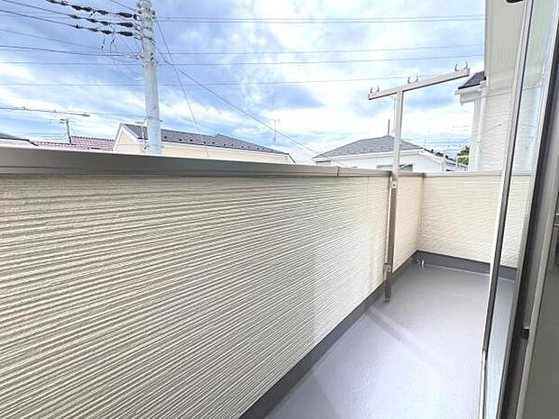 お洗濯ものを気持ち良く太陽の光で干せるのが嬉しいですね。