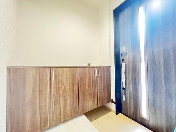 いつも気持ちよくご家族を迎えられる玄関です。