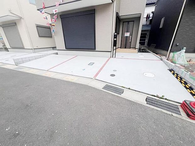 駐車場ももちろん完備しておりますのでお車所有の方にも心強いです。