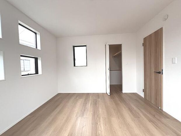 子供部屋にもちょうど良い大きさのお部屋です。