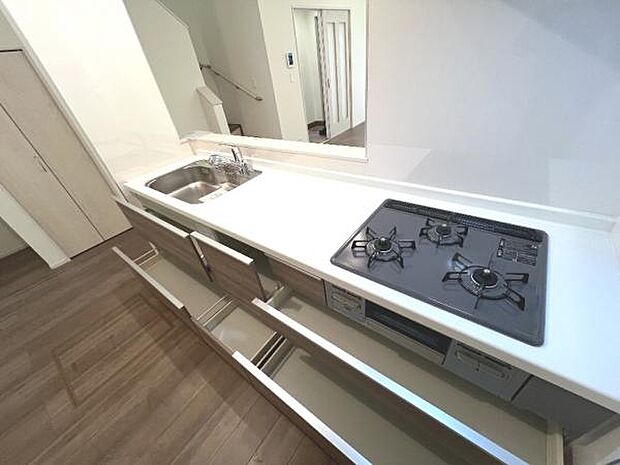 料理の時間が楽しくなるキッチンスペースです。