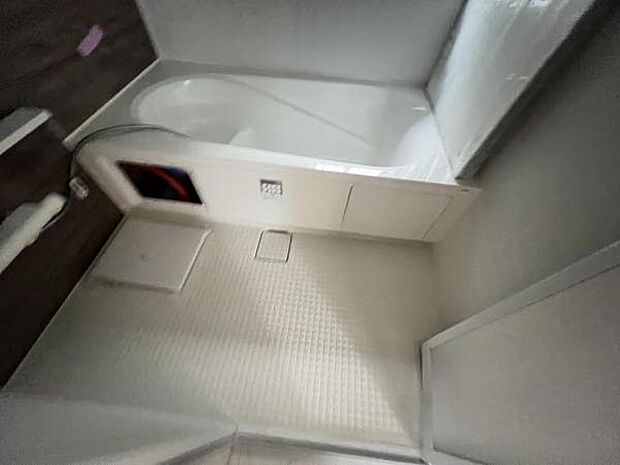 お風呂でほっとひといき1日の疲れを癒しましょうスタイリッシュな浴室で1日の疲れをゆったり癒されるのも