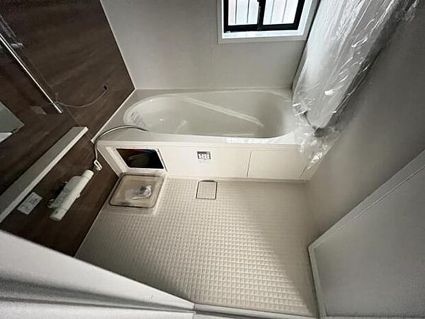 お風呂でほっとひといき1日の疲れを癒しましょうスタイリッシュな浴室で1日の疲れをゆったり癒されるのも