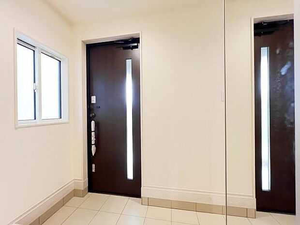 いつも気持ちよくご家族を迎えられる玄関です。