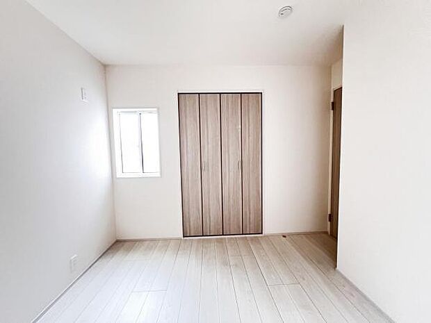 子供部屋にもちょうど良い大きさのお部屋です。