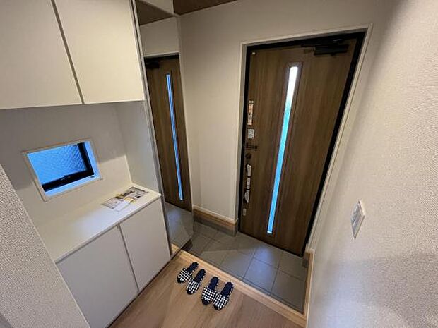 いつも気持ちよくご家族を迎えられる玄関です。