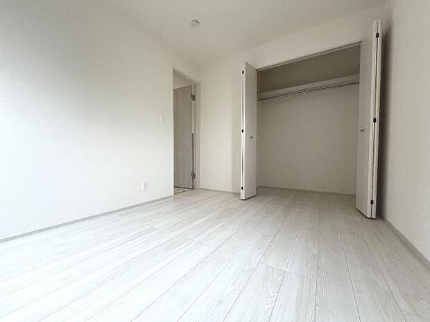 子供部屋や趣味の部屋など用途に合わせてお使いいただけます。