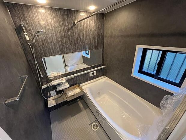 お風呂でほっとひといき。1日の疲れを癒しましょう。