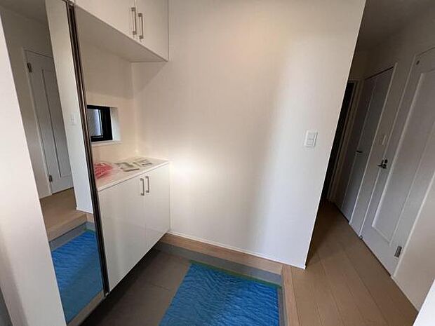 いつも気持ちよくご家族を迎えられる玄関です。